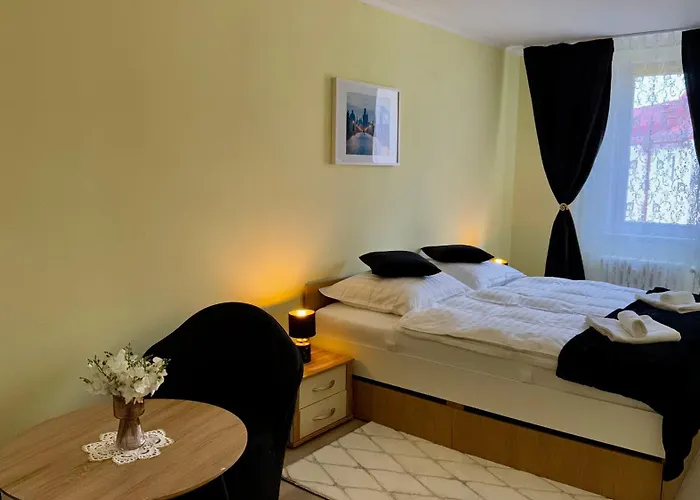 Apartament Vary *